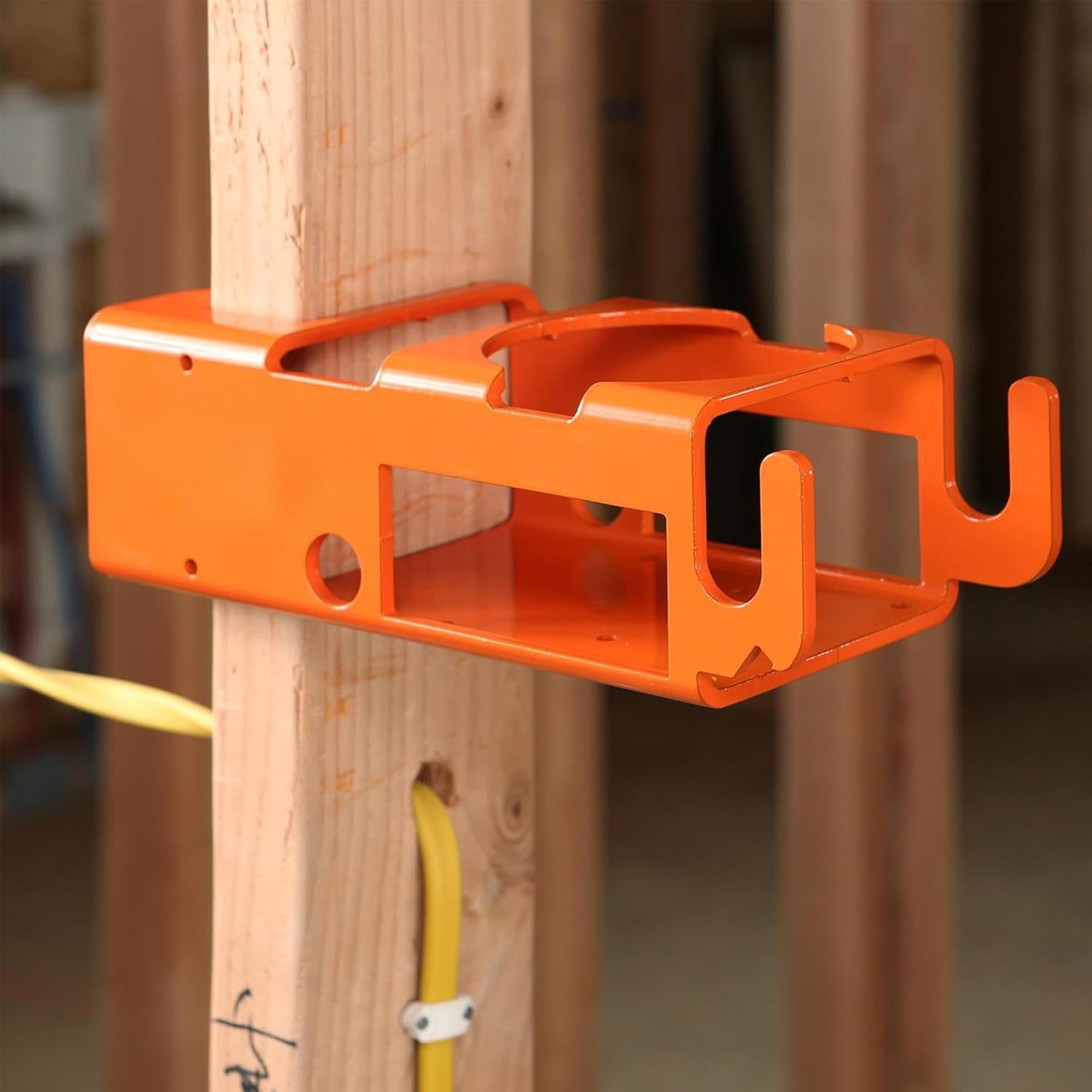  Jobsite Storage Rack, Heavy-Duty Bracket With Utility Hooks, Jobsite Organizer With Phone Slot, Garage Workshop Construction Site Storage Holder For Drinks Smartphone Water Bottle, Portable DurableOK
