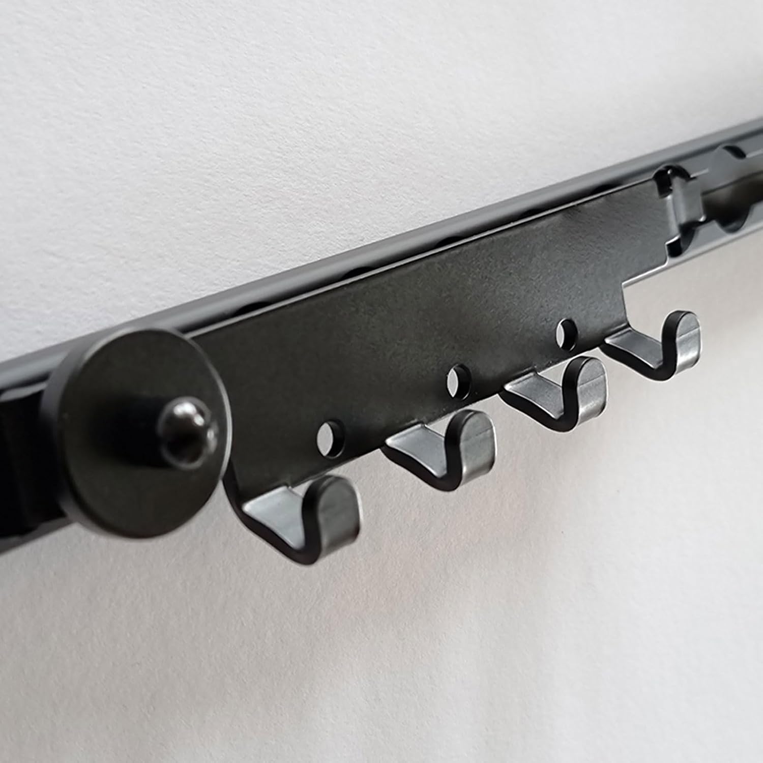 SIXRUN Étagère De Rangement Pour Outils En Alliage D'aluminium Avec 5 Crochets, Facile à Installer Pour Garage, Camping-car, Van, Camion, Noir