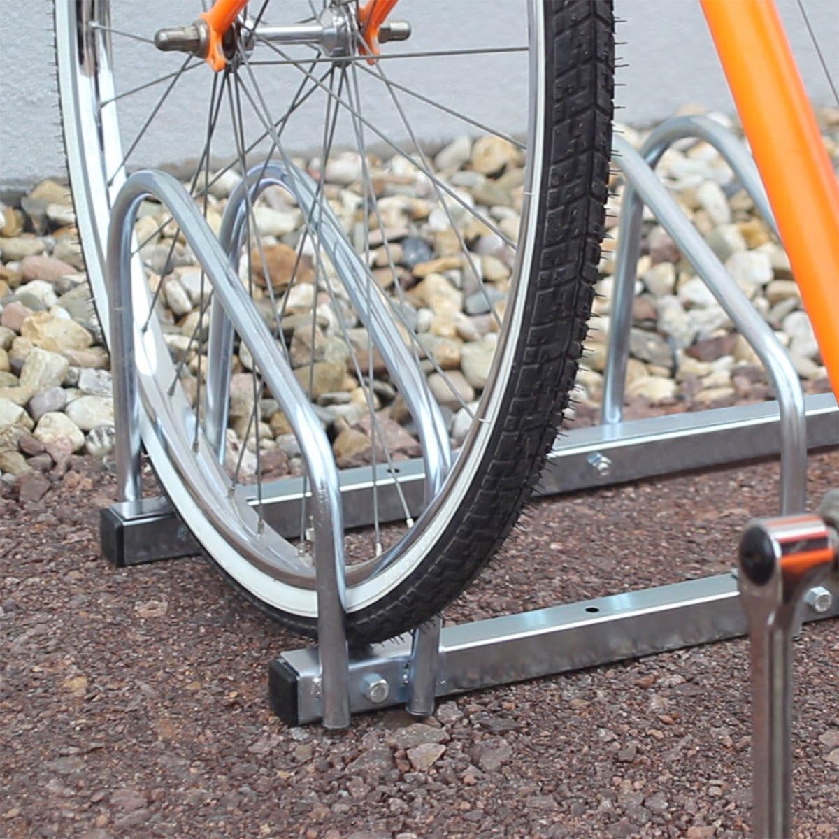  Relaxdays Râtelier 4 Vélos Système Range-vélo Support Pour Vélos HxlxP: 26 X 100 X 32 Cm VTT Bicyclette Acier Fixation Au Sol Ou Au Mur Intérieur Extérieur